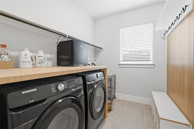 139 Ginger ST, Buda, TX 78610