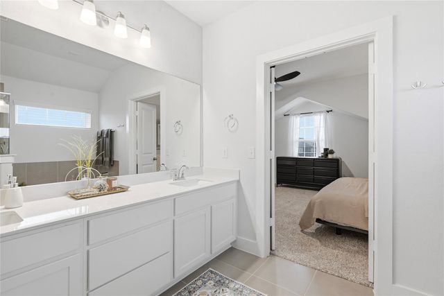 139 Ginger ST, Buda, TX 78610
