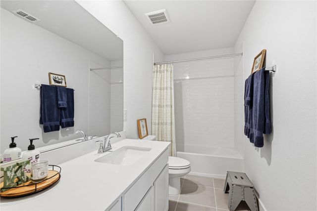 139 Ginger ST, Buda, TX 78610