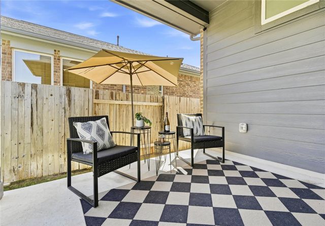 139 Ginger ST, Buda, TX 78610