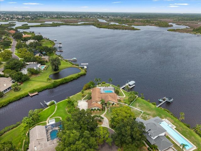 1589 MARY LANE, Tarpon Springs, FL 34689