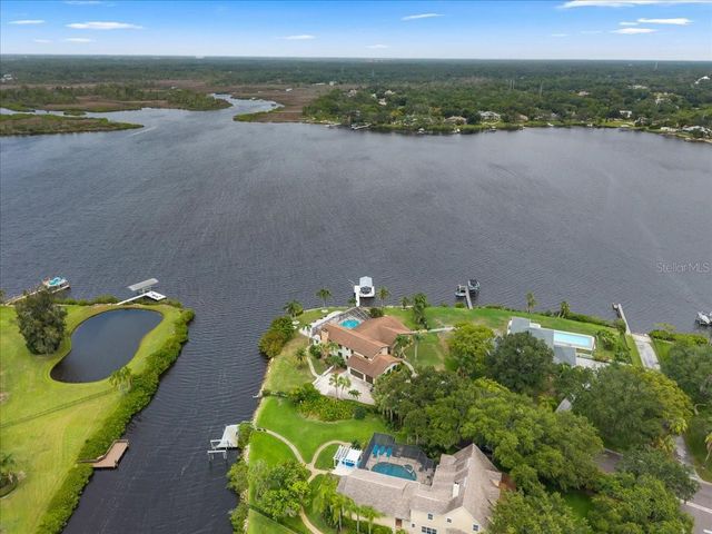 1589 MARY LANE, Tarpon Springs, FL 34689