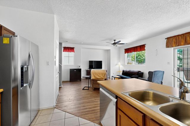 2416 PELIZZANO Drive SE, Rio Rancho, NM 87124