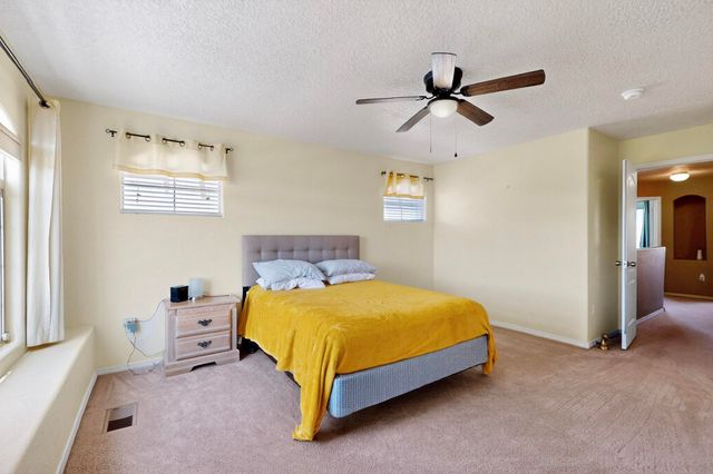 2416 PELIZZANO Drive SE, Rio Rancho, NM 87124