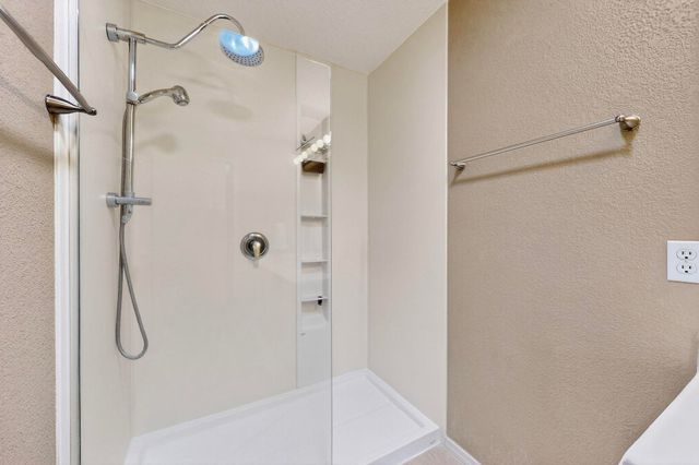 2416 PELIZZANO Drive SE, Rio Rancho, NM 87124