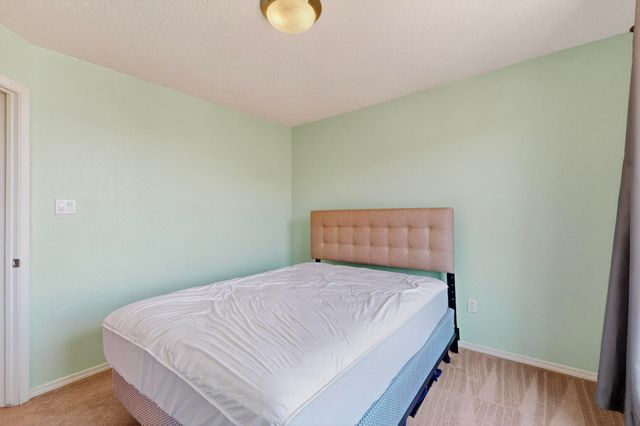 2416 PELIZZANO Drive SE, Rio Rancho, NM 87124