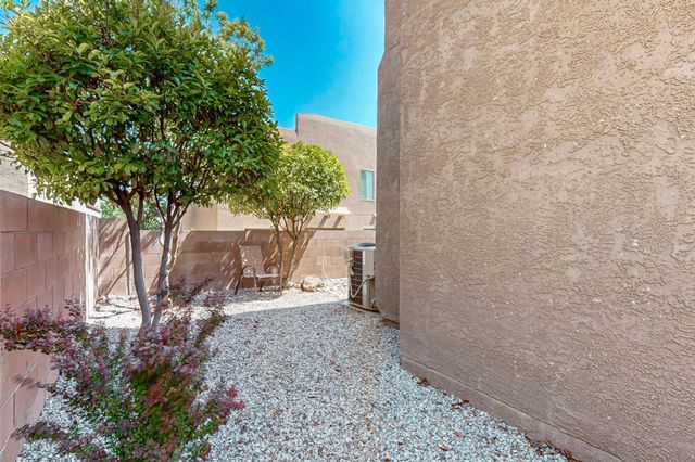 2416 PELIZZANO Drive SE, Rio Rancho, NM 87124