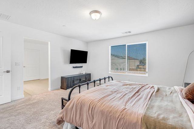 4210 N Reed Ave, Fresno, CA 93723