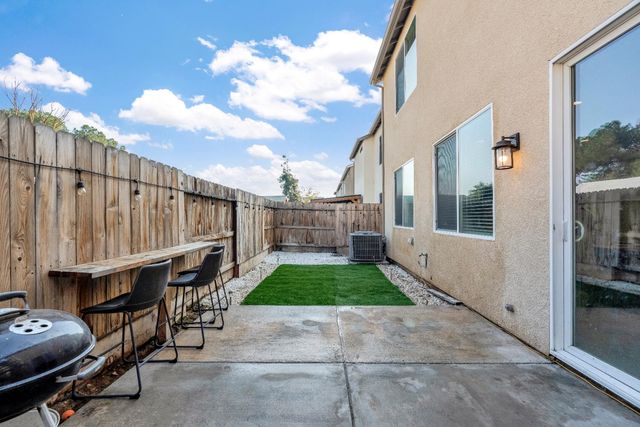 4210 N Reed Ave, Fresno, CA 93723