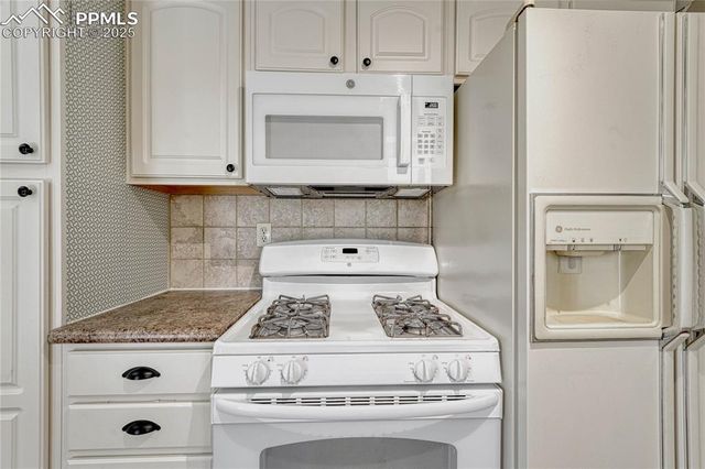 1564 Robidoux Circle, Colorado Springs, CO 80915