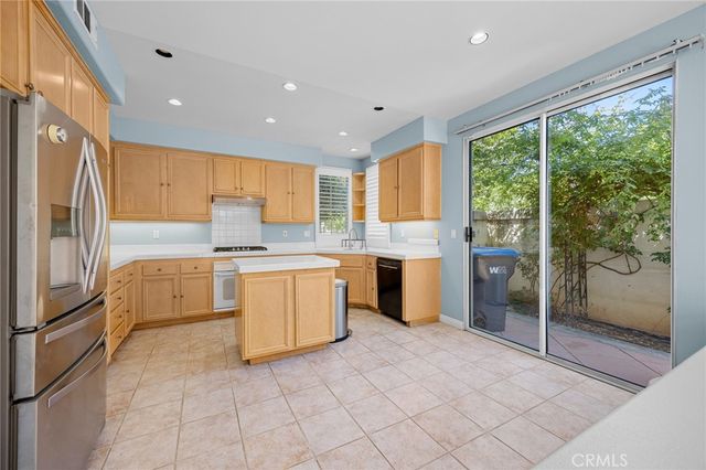 43 Del Carlo, Irvine, CA 92606