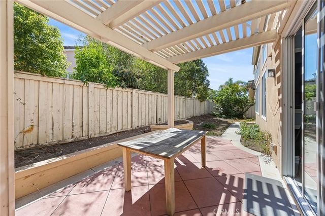 43 Del Carlo, Irvine, CA 92606