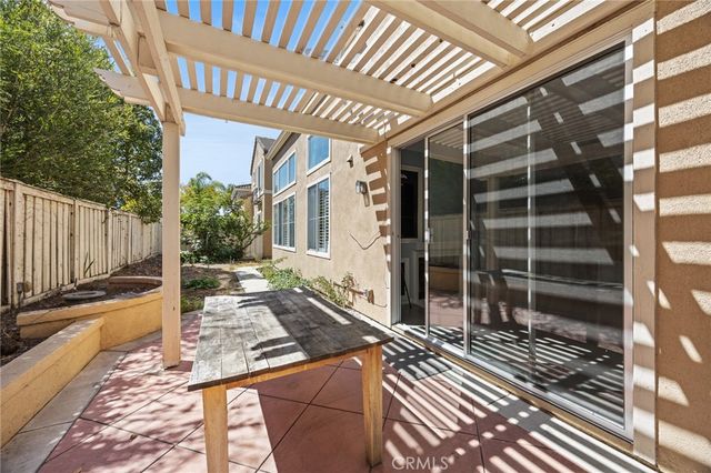 43 Del Carlo, Irvine, CA 92606