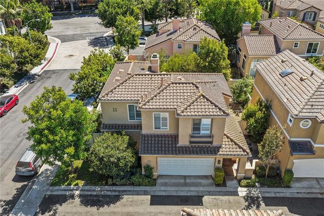 43 Del Carlo, Irvine, CA 92606