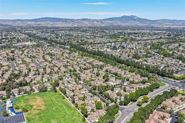 43 Del Carlo, Irvine, CA 92606