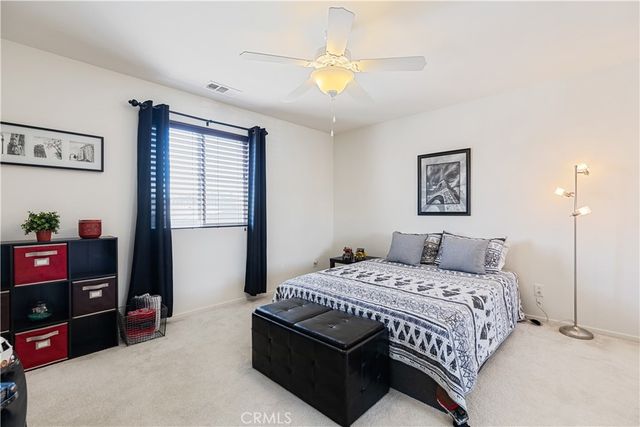 38113 Versailles, Palmdale, CA 93552