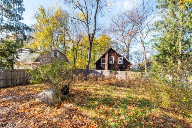 113 Lane Ave, West Caldwell Twp., NJ 07006