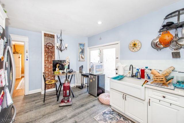 113 Lane Ave, West Caldwell Twp., NJ 07006