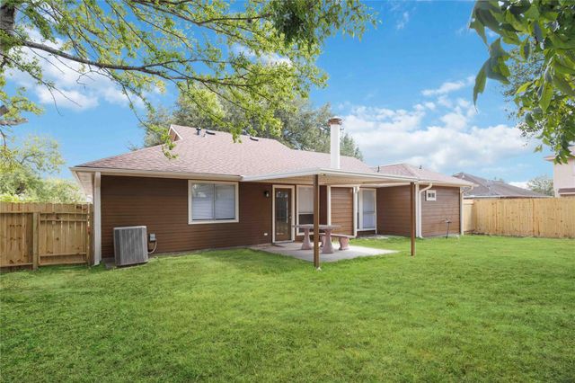 10727 Kentington Oak Drive, Humble, TX 77396