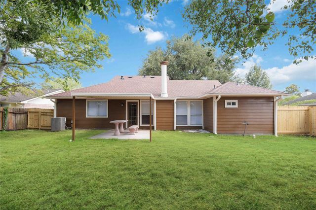 10727 Kentington Oak Drive, Humble, TX 77396