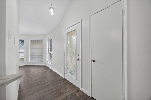 10727 Kentington Oak Drive, Humble, TX 77396