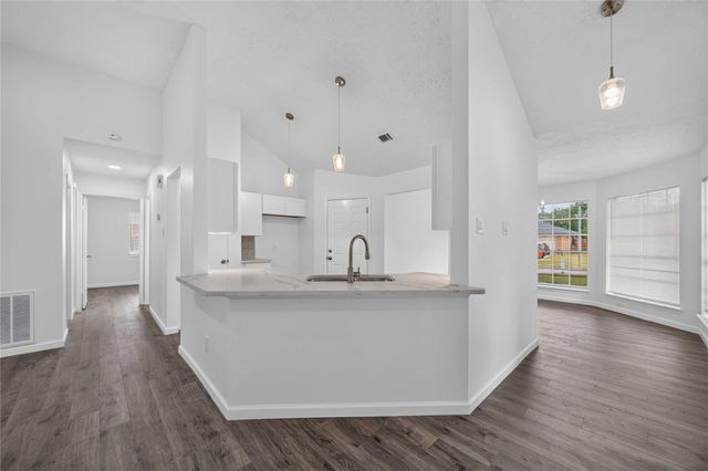 10727 Kentington Oak Drive, Humble, TX 77396