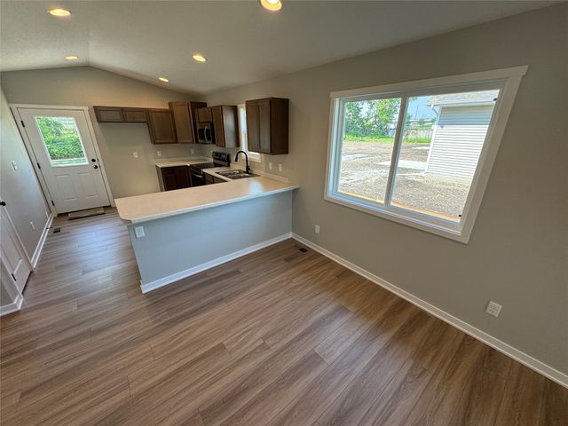 4512 SW 2nd Street, Des Moines, IA 50315