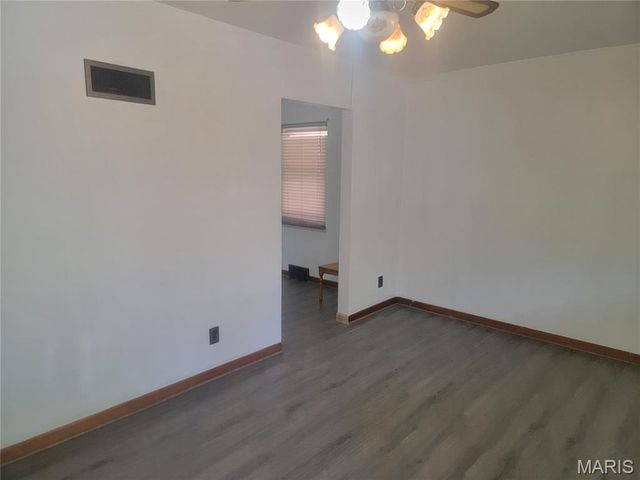 3825 Illinois Avenue, St Louis, MO 63118