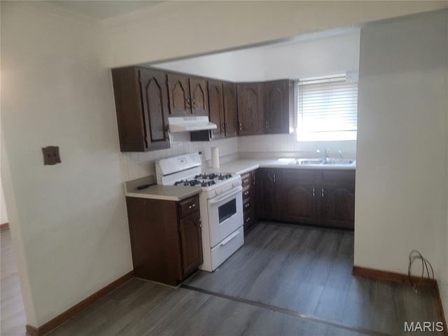 3825 Illinois Avenue, St Louis, MO 63118