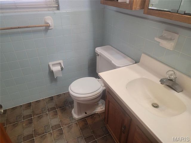 3825 Illinois Avenue, St Louis, MO 63118
