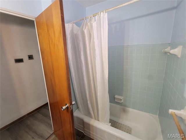3825 Illinois Avenue, St Louis, MO 63118