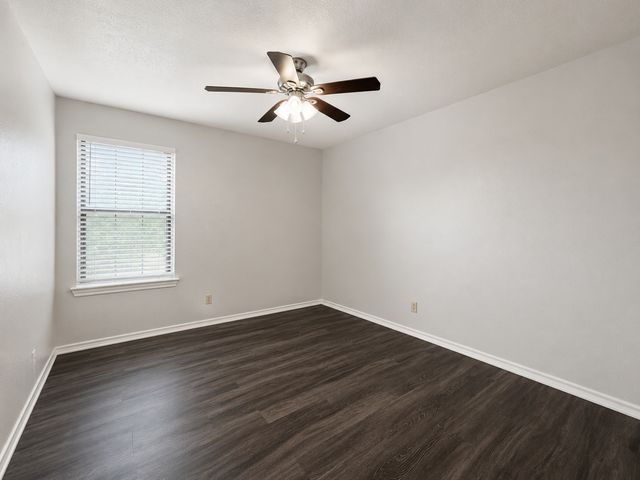 1108 N Elm Street 10, Denton, TX 76201
