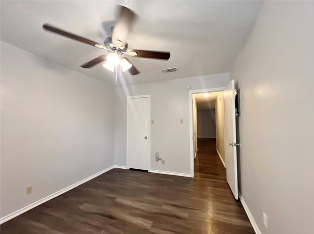1108 N Elm Street 10, Denton, TX 76201