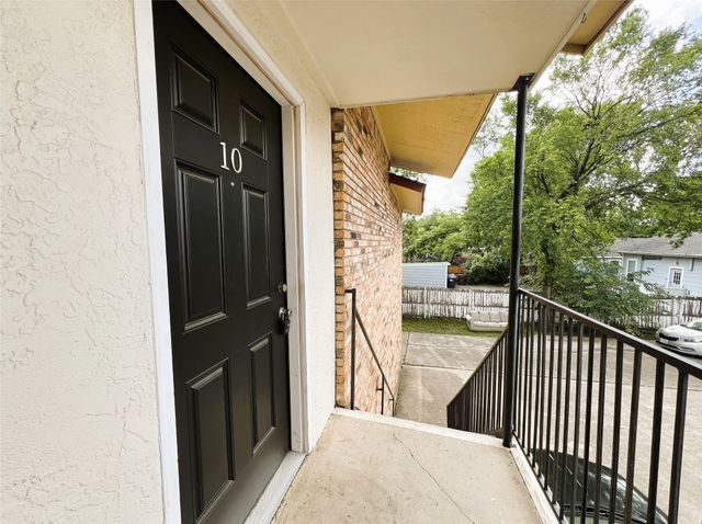 1108 N Elm Street 10, Denton, TX 76201