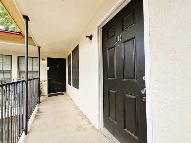 1108 N Elm Street 10, Denton, TX 76201