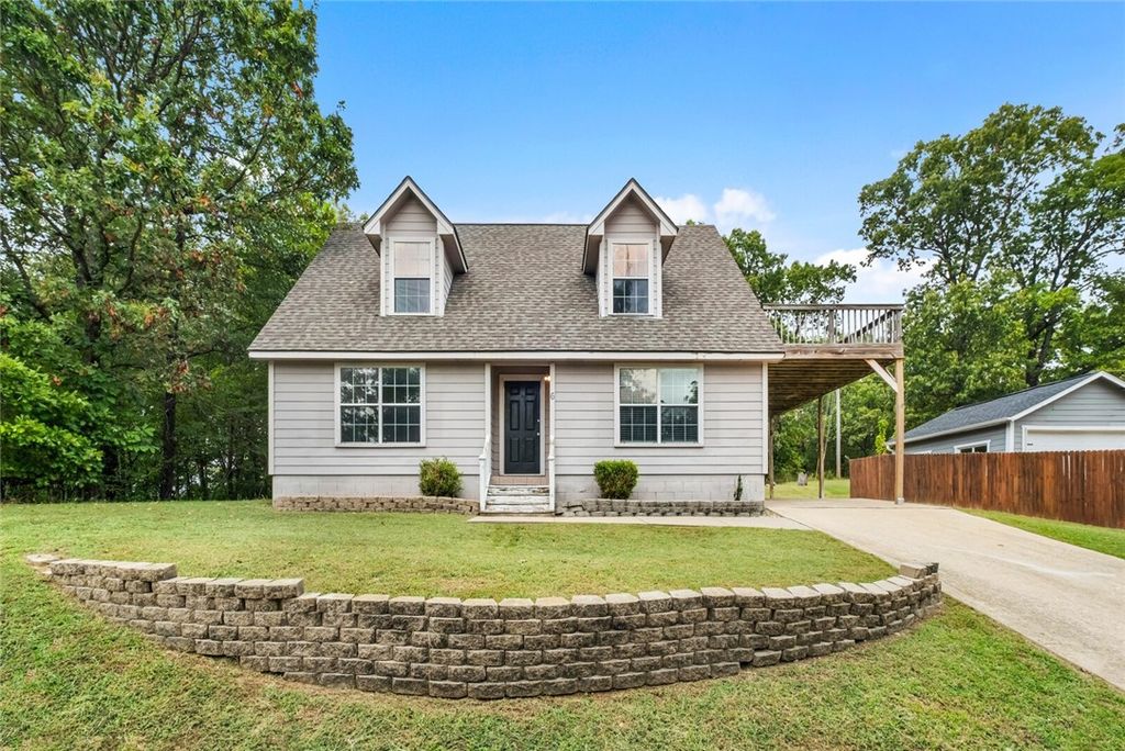 6 Bracknell Lane, Bella Vista, AR 72715