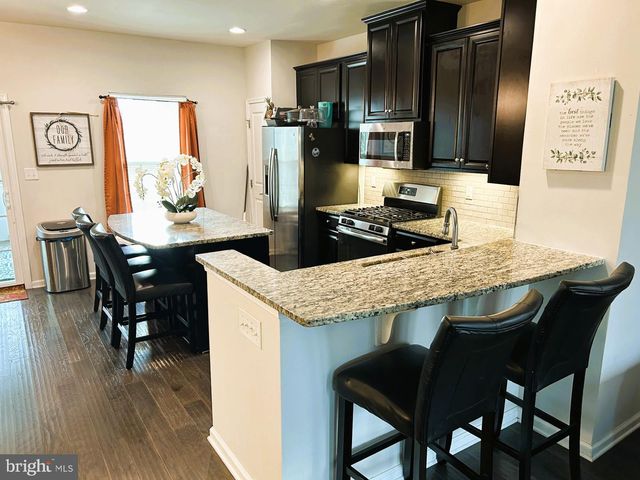 101 KATI CT, Gilbertsville, PA 19525