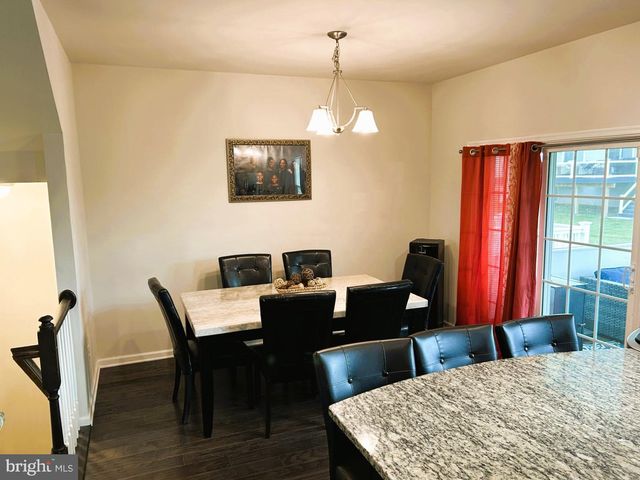 101 KATI CT, Gilbertsville, PA 19525