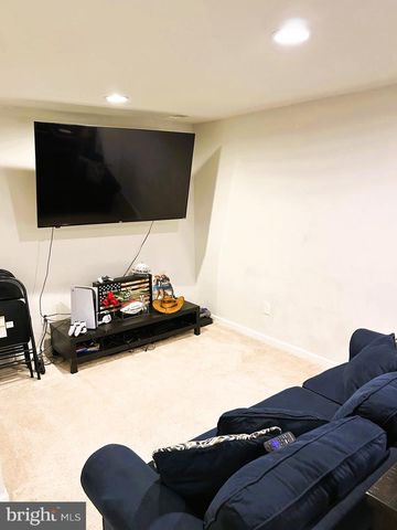 101 KATI CT, Gilbertsville, PA 19525