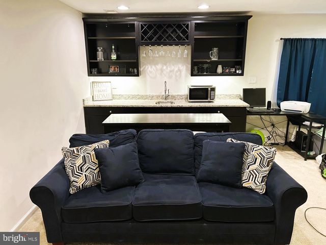 101 KATI CT, Gilbertsville, PA 19525