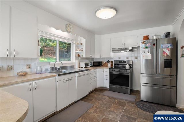37149 Scravel Hill Rd NE, Albany, OR 97322