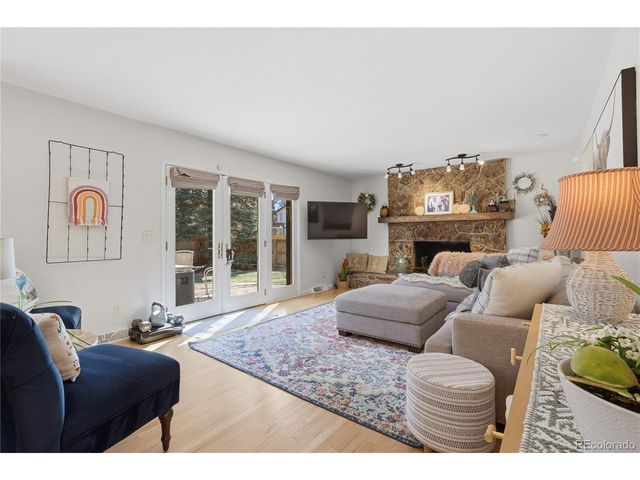 5812 S Geneva St, Greenwood Village, CO 80111