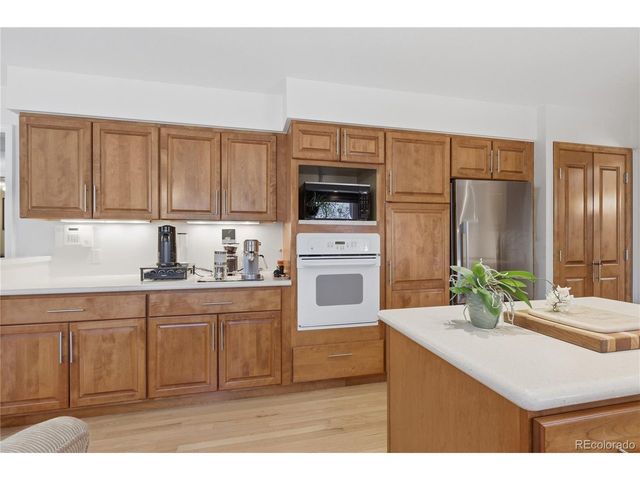 5812 S Geneva St, Greenwood Village, CO 80111