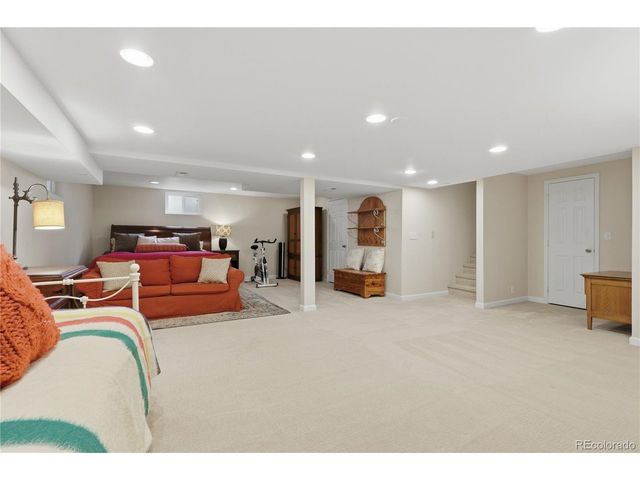 5812 S Geneva St, Greenwood Village, CO 80111