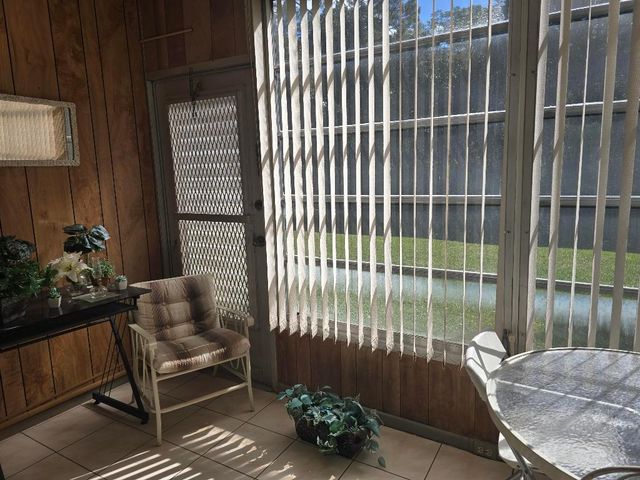 118 Lake Olive Drive, West Palm Beach, FL 33411