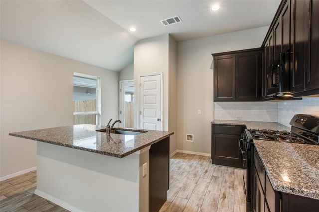 259 Tempest TRL, Maxwell, TX 78656