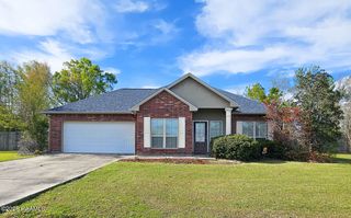 1019 Bridgetowne Lane, Breaux Bridge, LA 70517