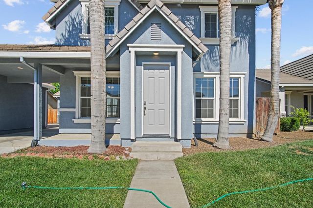 456 Meadow Creek Dr, Patterson, CA 95363
