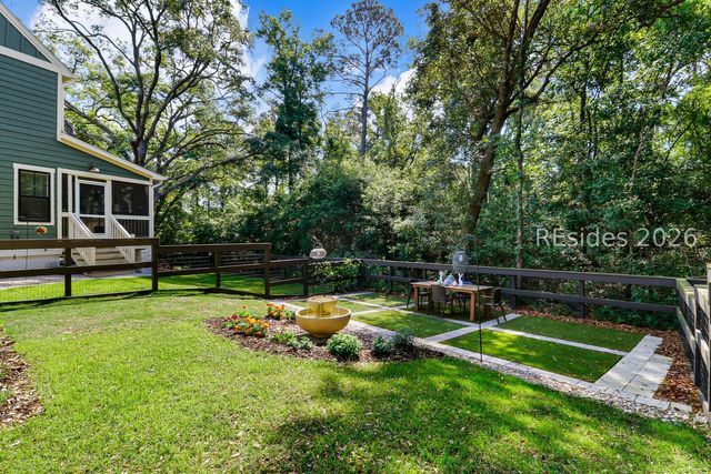 46 Old Stoney Ln, Hilton Head Island, SC 29926
