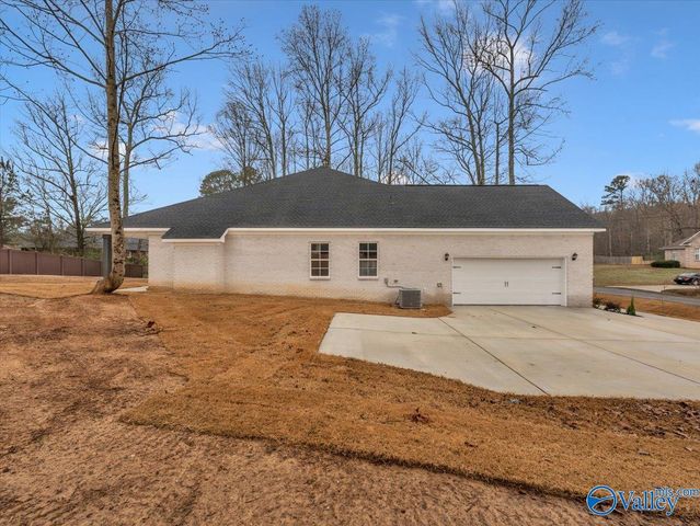 750 Chambers Road, Arab, AL 35016